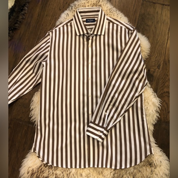 The Tie Bar. Trim Fit. Dress Shirt - Picture 1 of 3